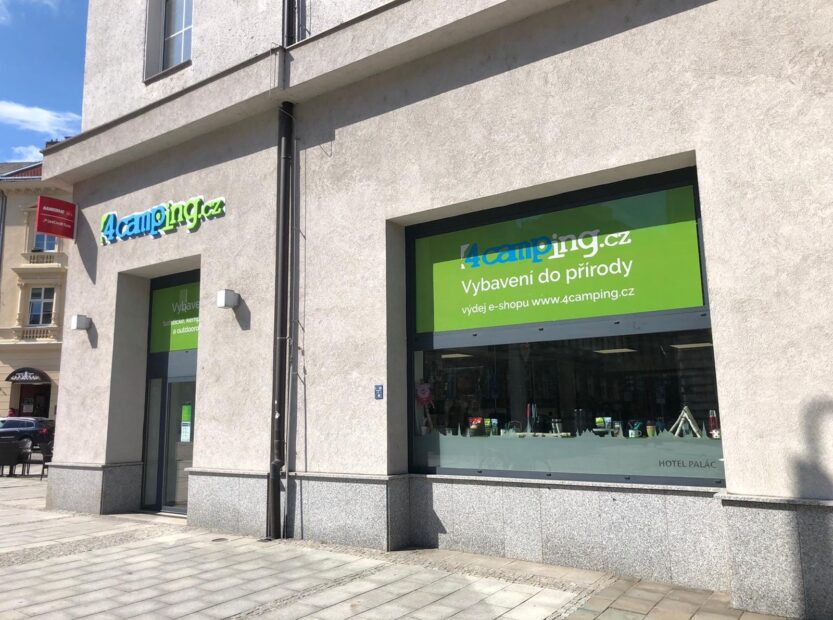 shop window graphics