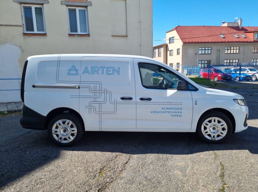 Branding automobilu