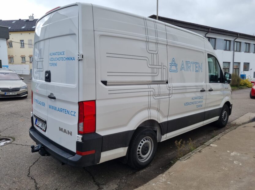 Commercial van wrapping
