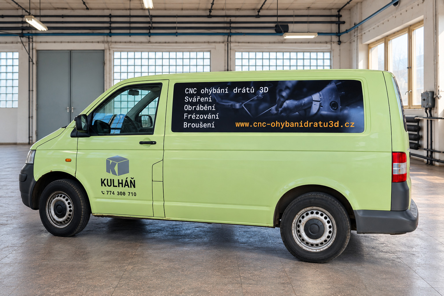 VW Transporter s polepem KULHÁŇ CNC ohýbání drátů