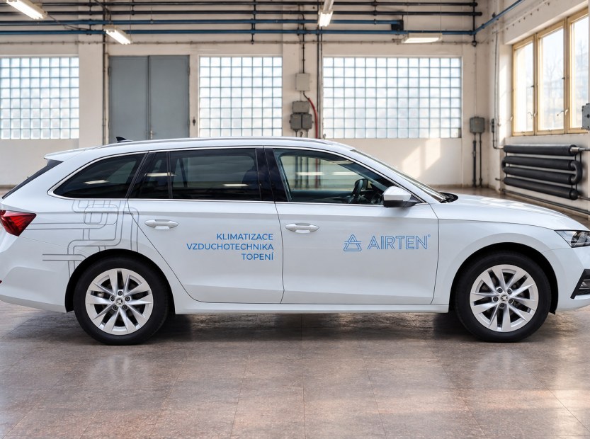 Škoda Octavia Combi AIRTEN s technickou kresbou