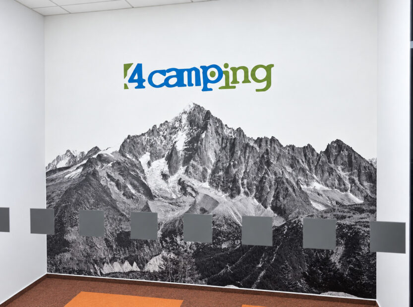 Fototapeta hor v zasedačce 4camping