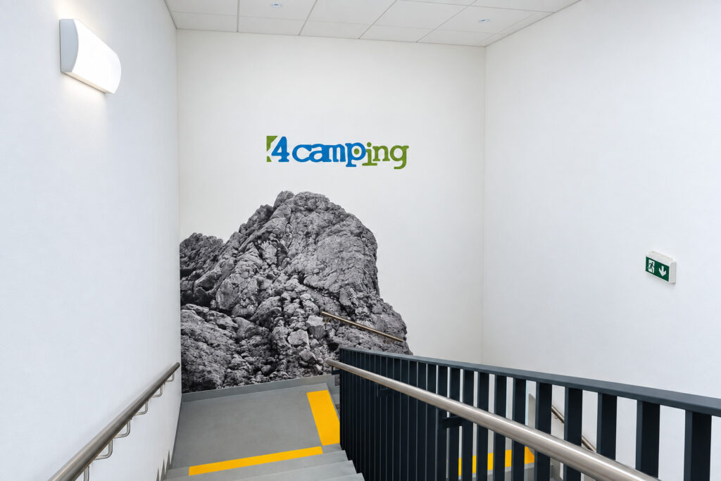 Fototapeta skal na schodišti 4camping