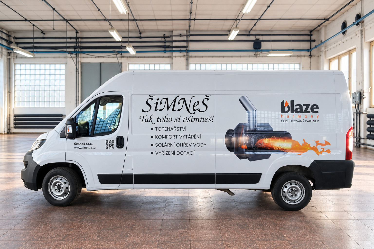 Fiat Ducato s polepem ŠIMNEŠ a kotly Blaze