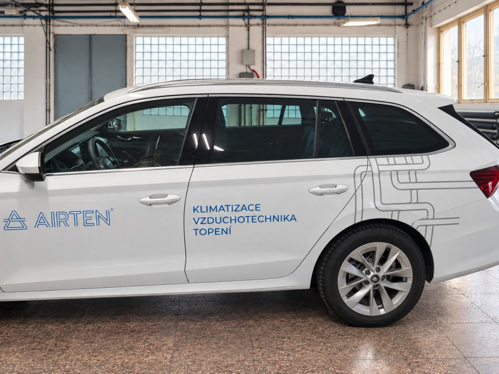 Škoda Octavia Combi AIRTEN s kresbou potrubí