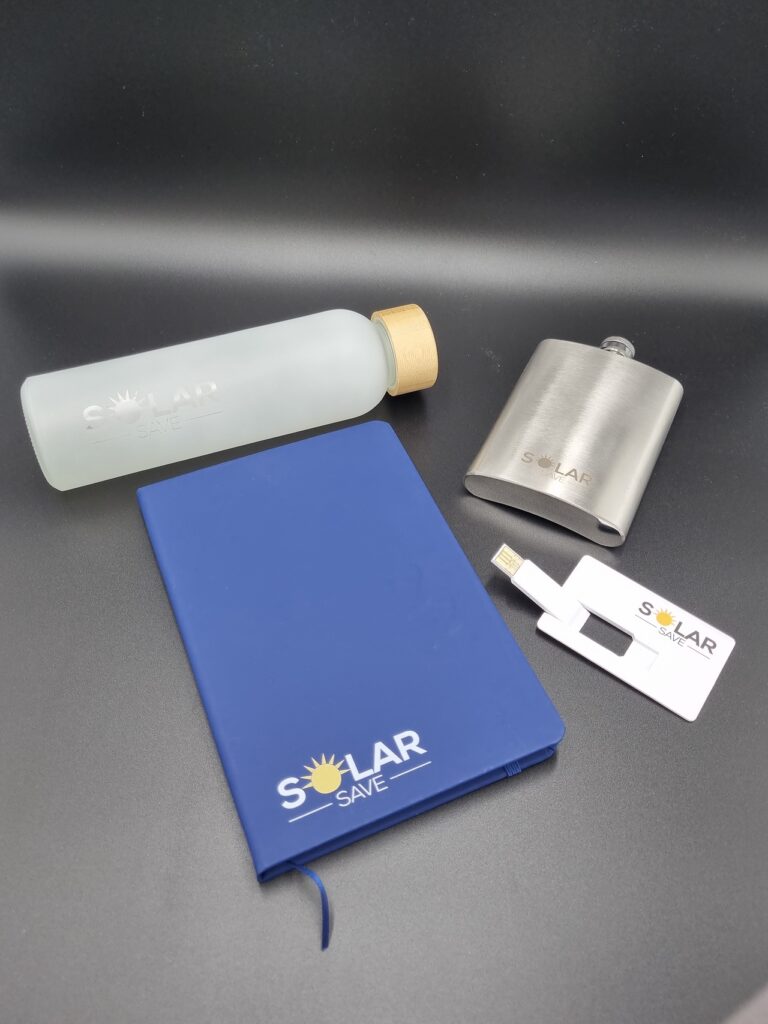 Zápisník a placatka s logem Solar Save