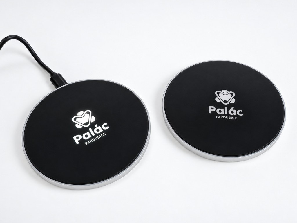 Bezdrátové nabíječky s logem Palác Pardubice