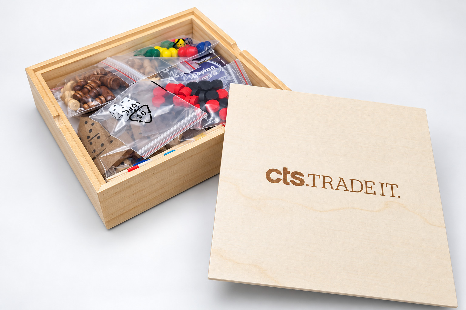 Bedna CTS Trade IT s dárkovou sadou