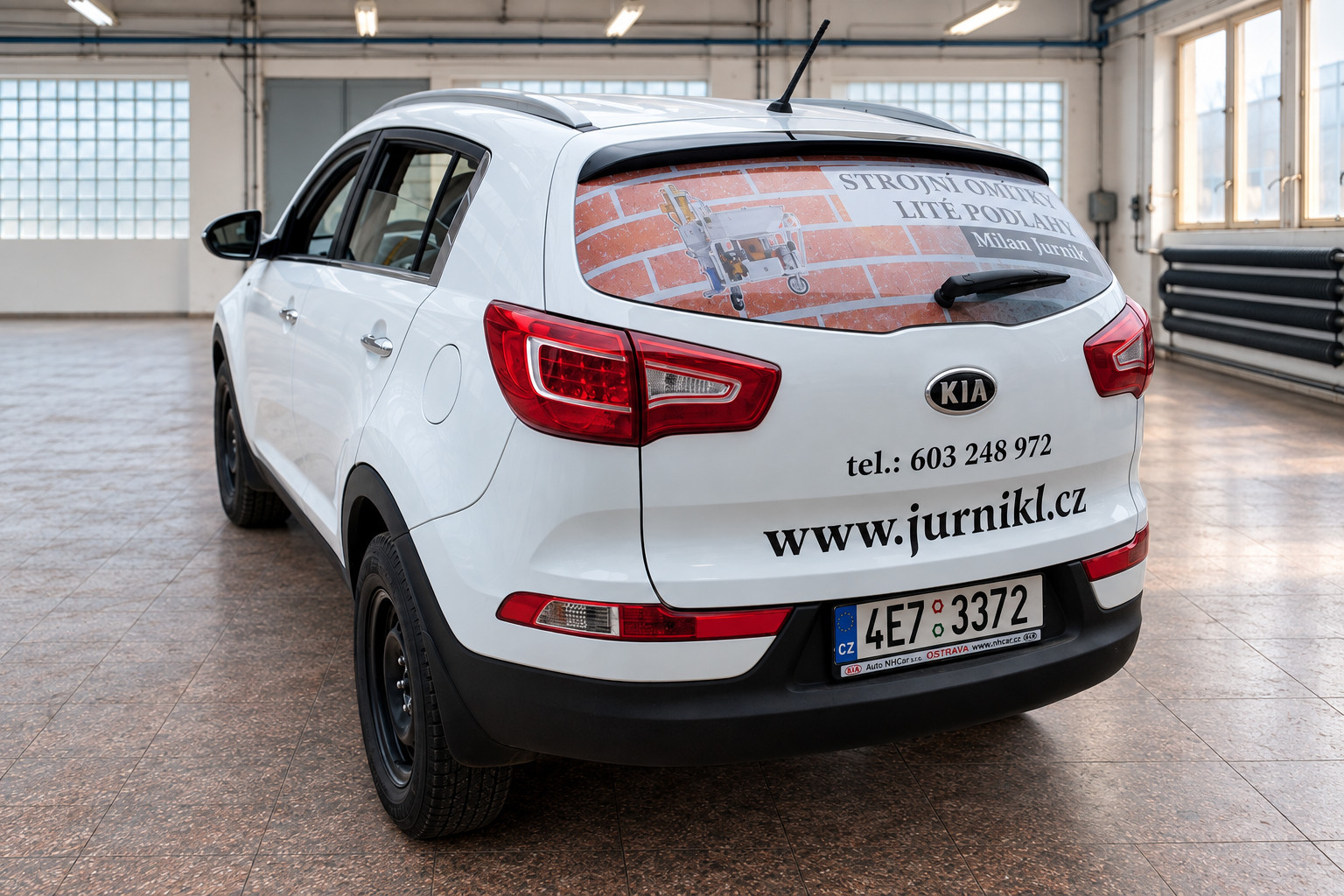 Potisk zadního skla JURNIKL – detail